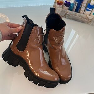 Guess Women's Brown Ankle Boots